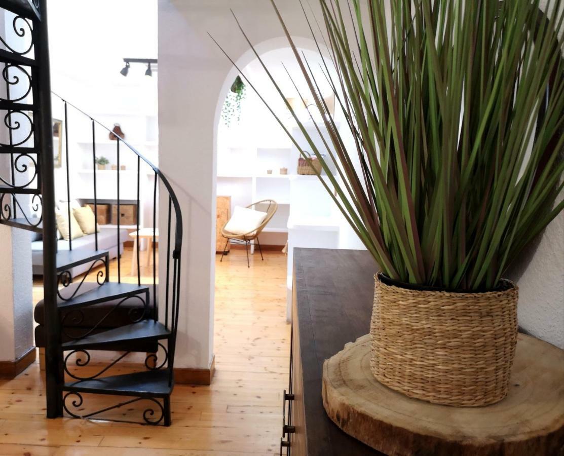 Apartamento Atocha 68 Apartment Madrid Luaran gambar
