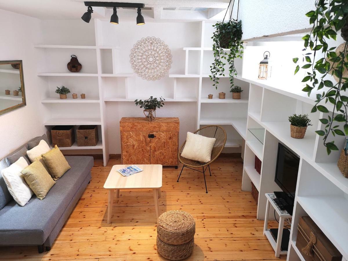 Apartamento Atocha 68 Apartment Madrid Luaran gambar